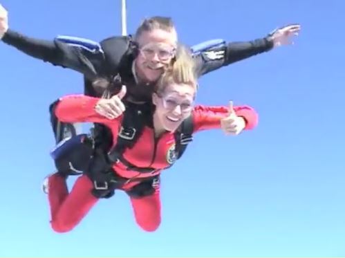 valerie 2 skydive.JPG valerie 2 skydive.JPG