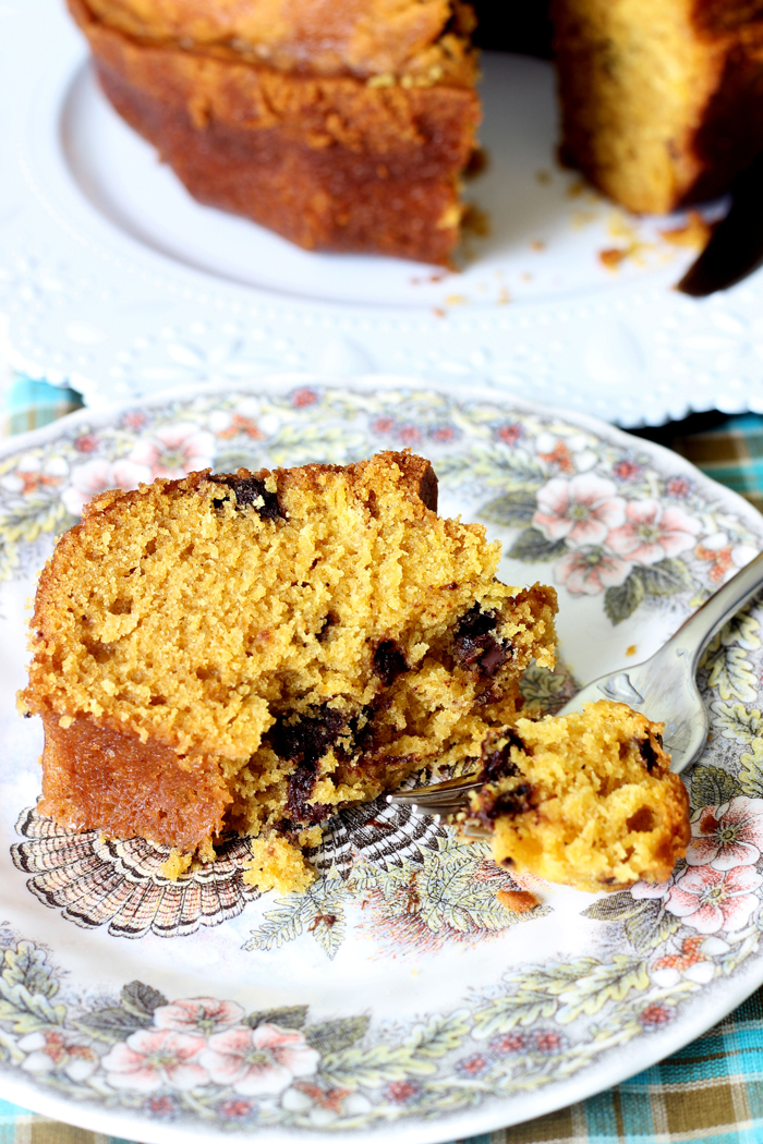 pumpkin-bread-with-chocolate-chips.jpg pumpkin-bread-with-chocolate-chips.jpg