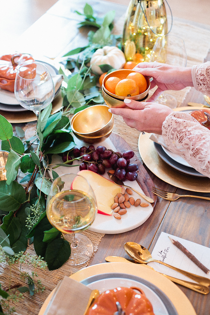 Holiday Tablescape with Fresh Mommy Blog-30.jpg Holiday Tablescape with Fresh Mommy Blog-30.jpg