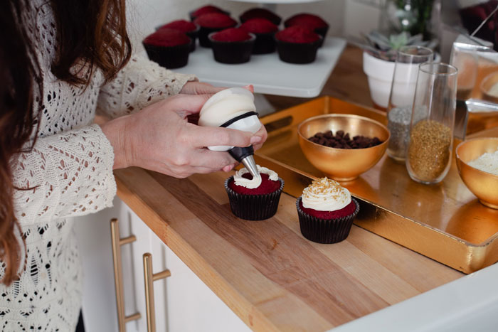 redcarpetparty_--(40-of-32).jpg redcarpetparty_--(40-of-32).jpg